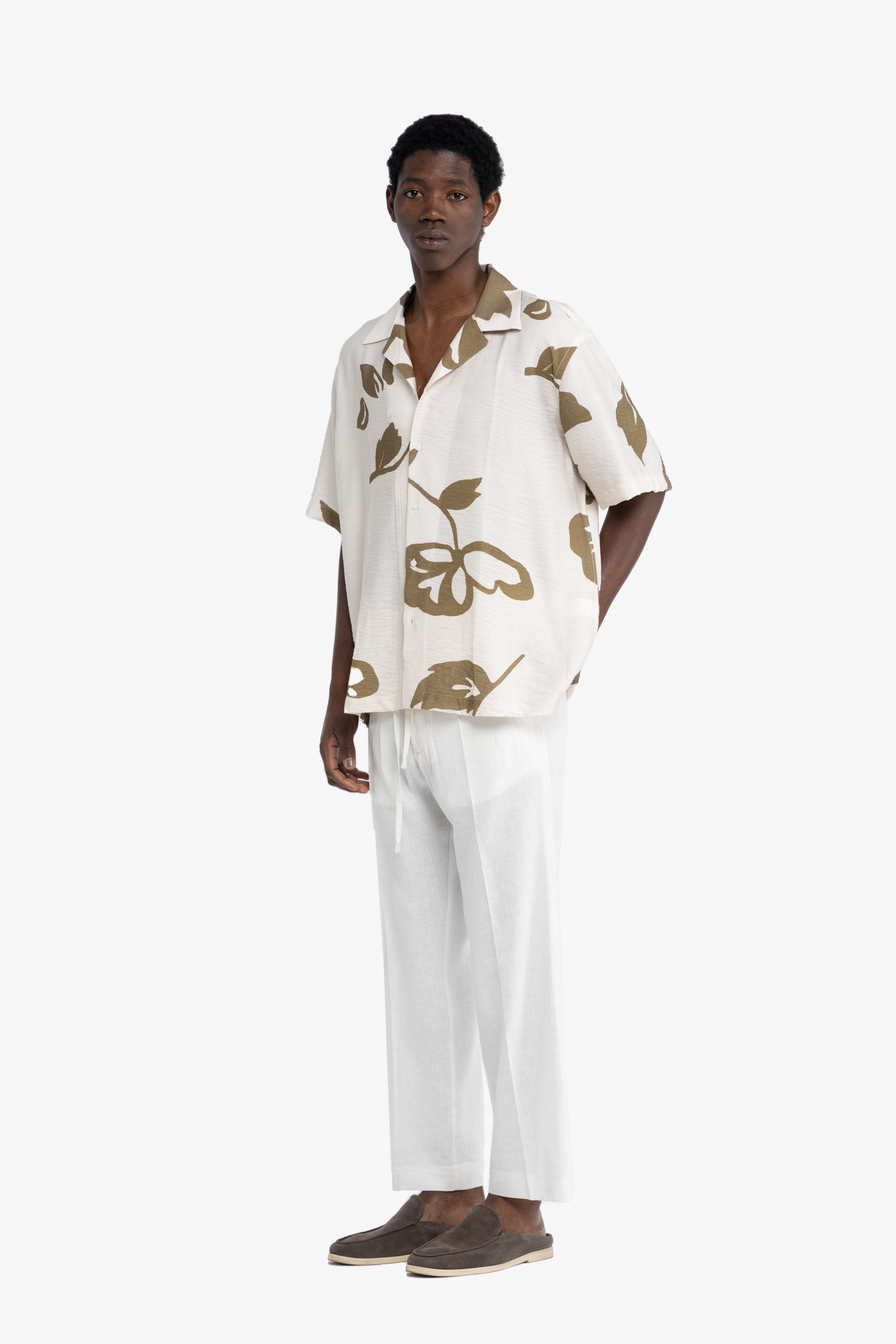 Camicia collo aperto con stampa