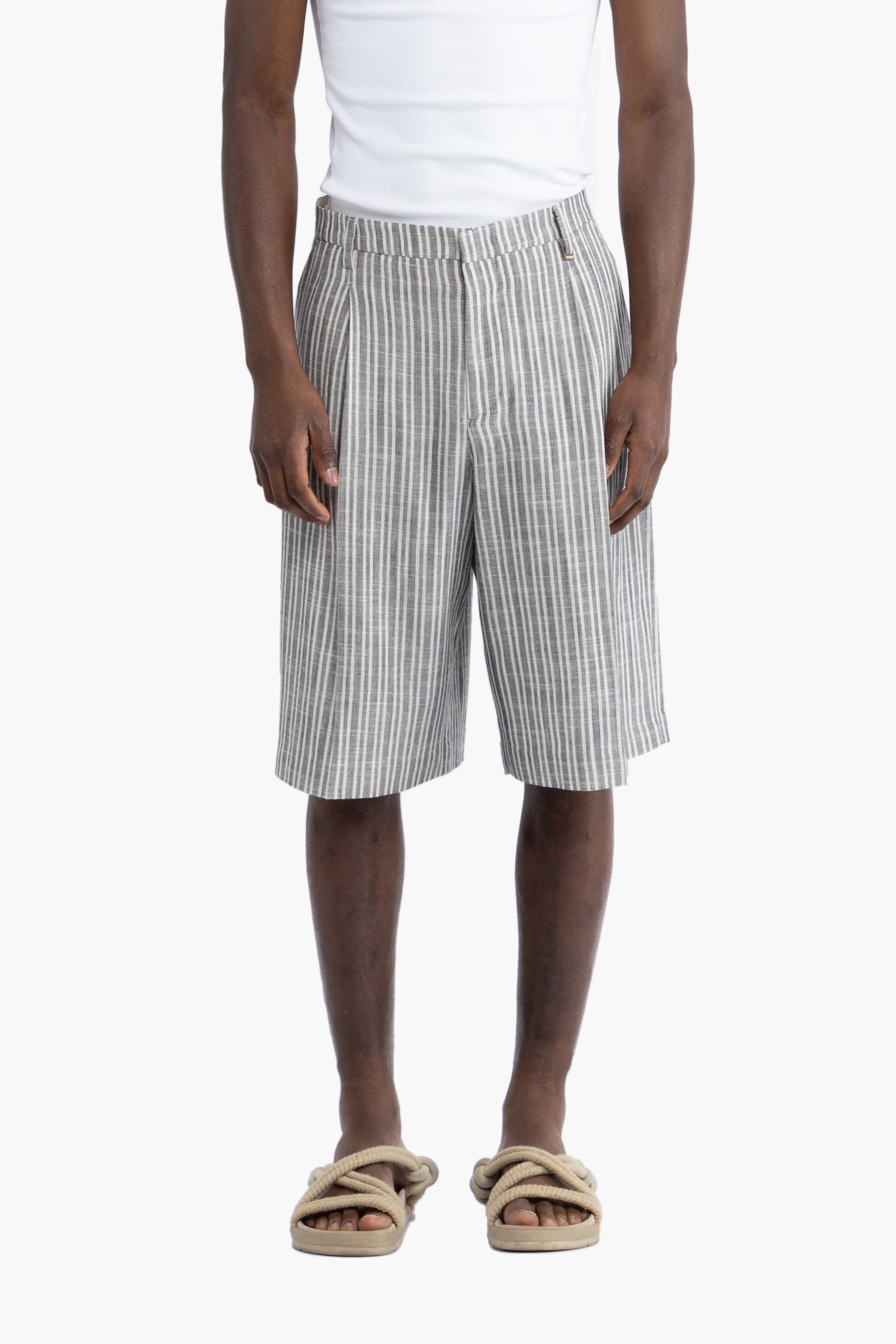 Bermuda doppia pinces in lino a righe