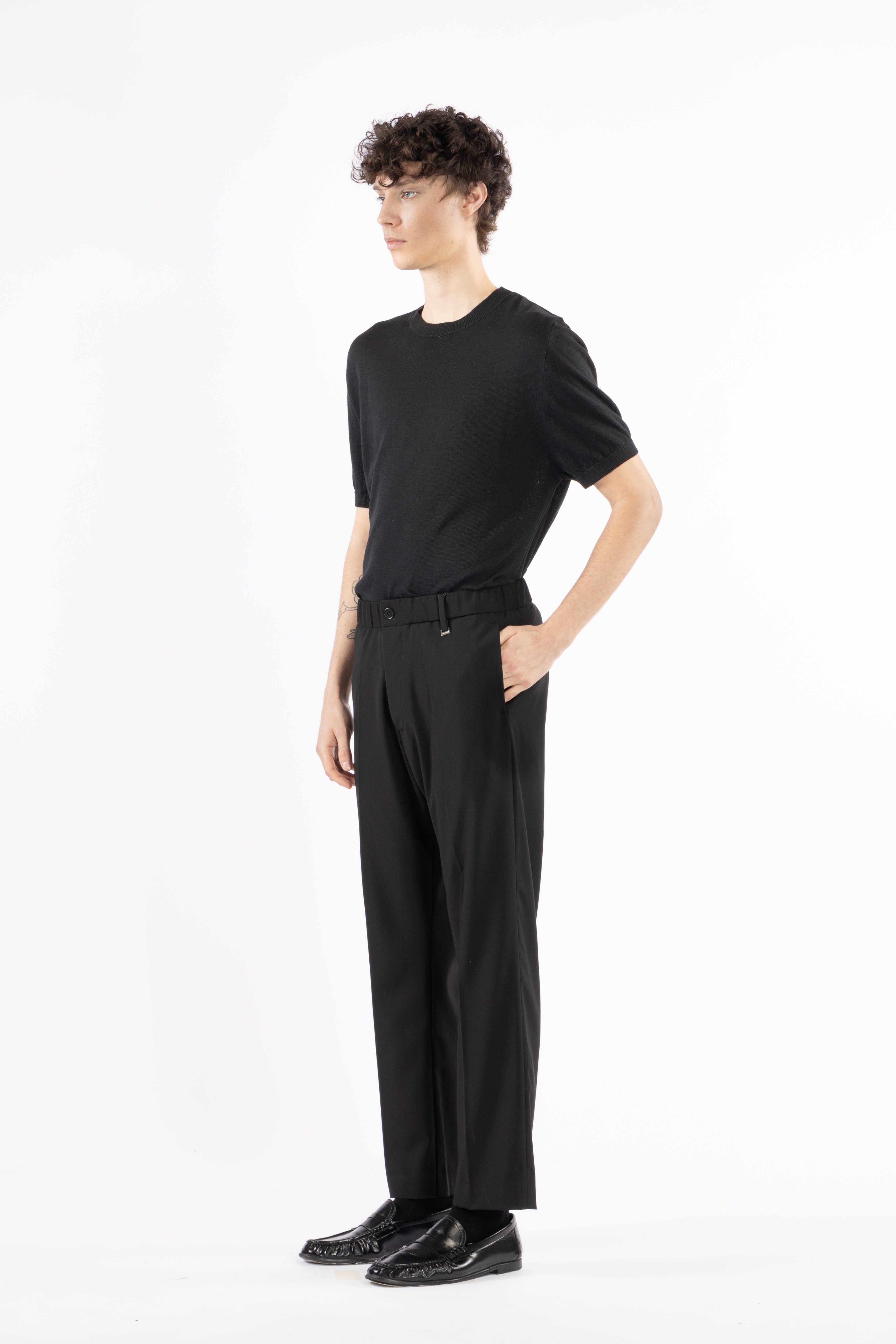 Pantalone gamba dritta con elastico - Nero