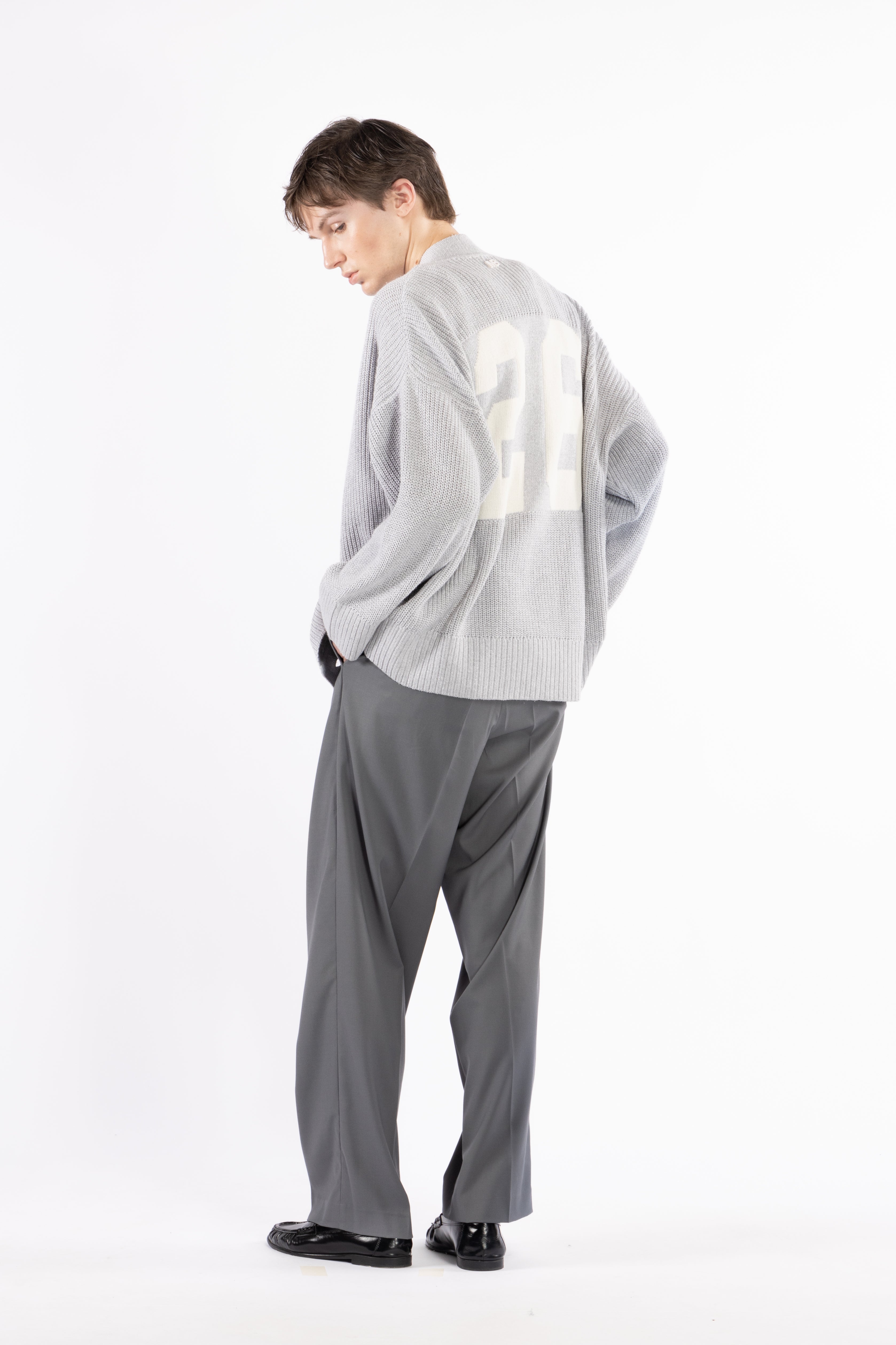 Pantalone fondo ampio con pinces - Grigio