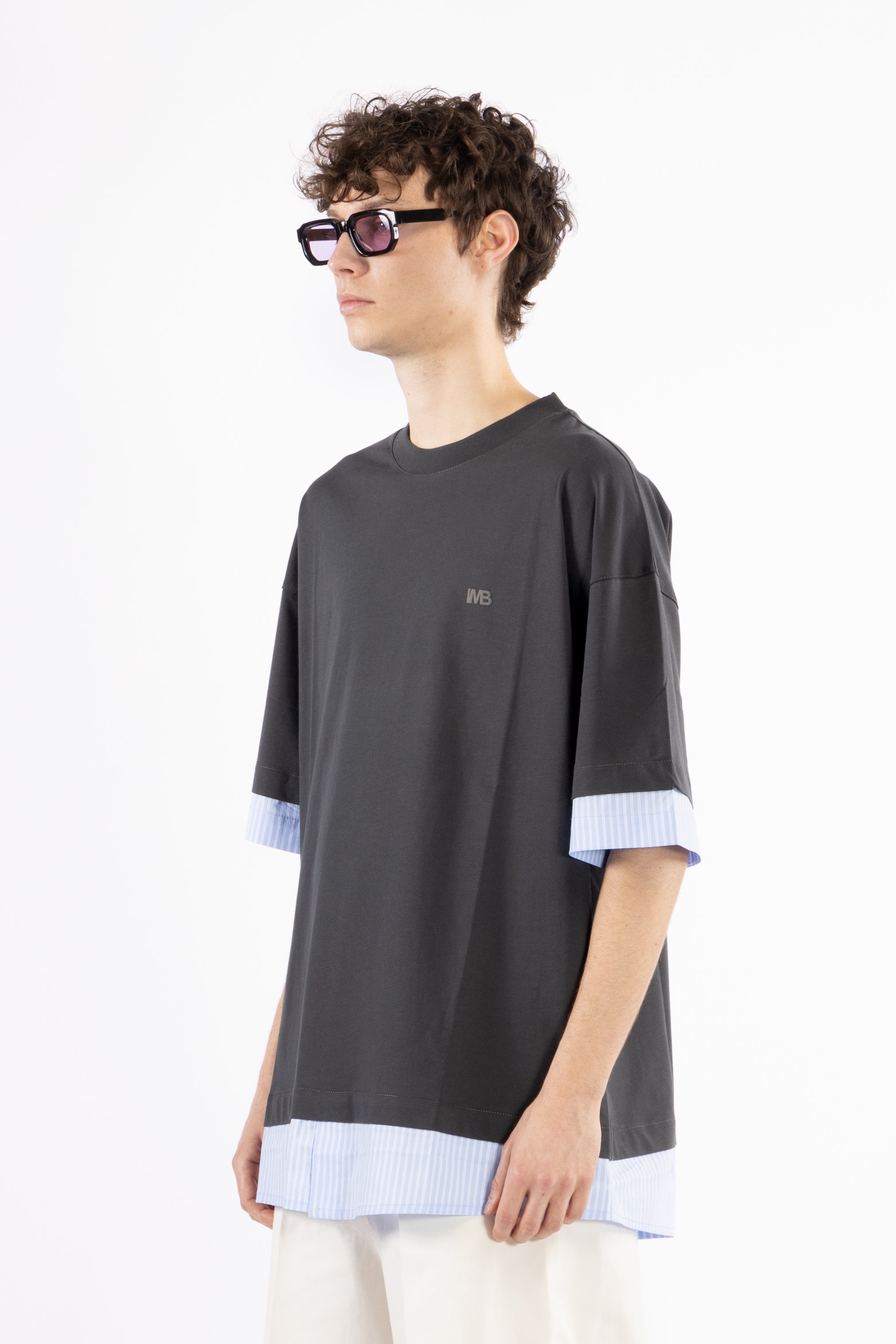 T-shirt oversize in cotone a contrasto - Grigio