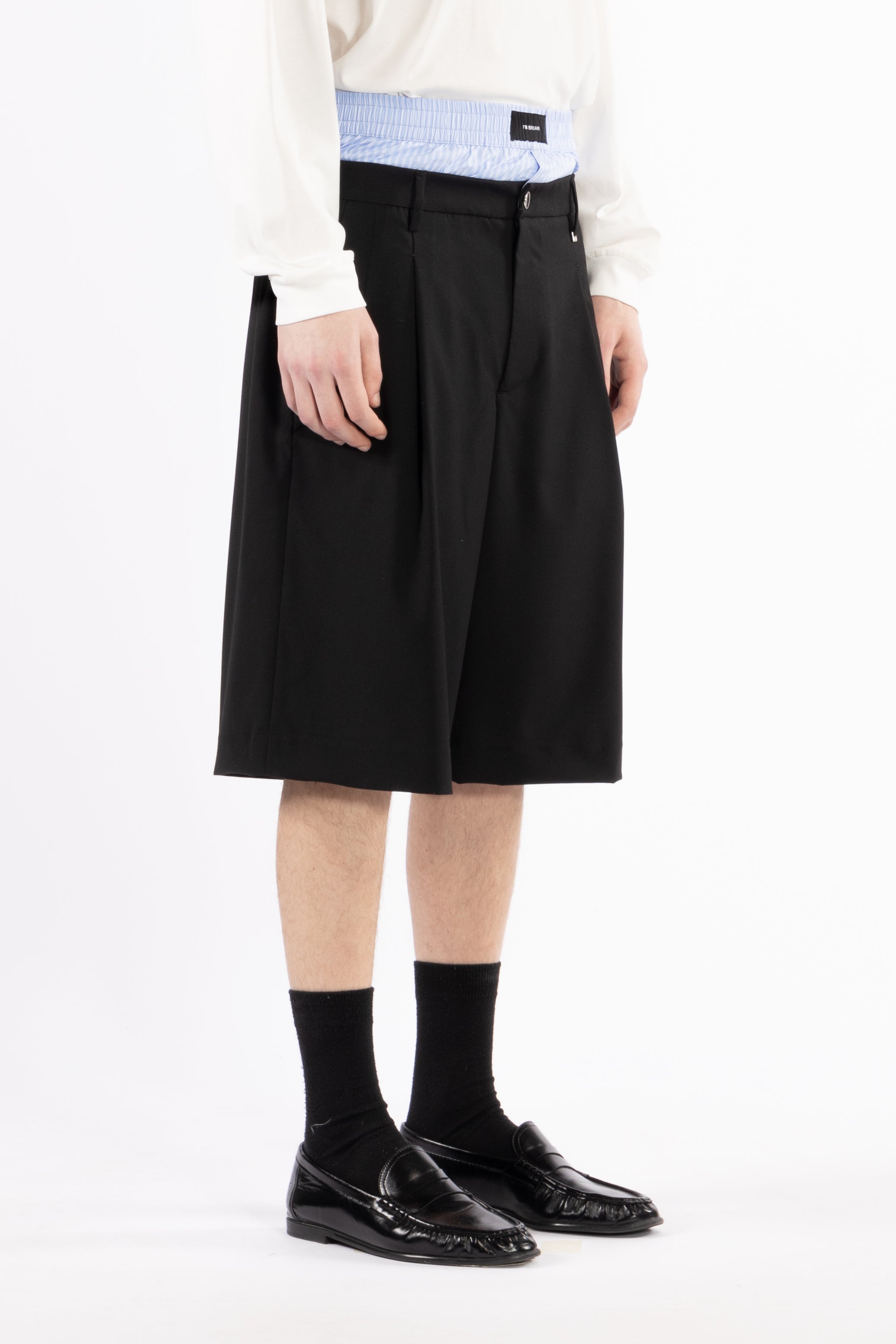 Bermuda oversize con elastico in cotone - Nero