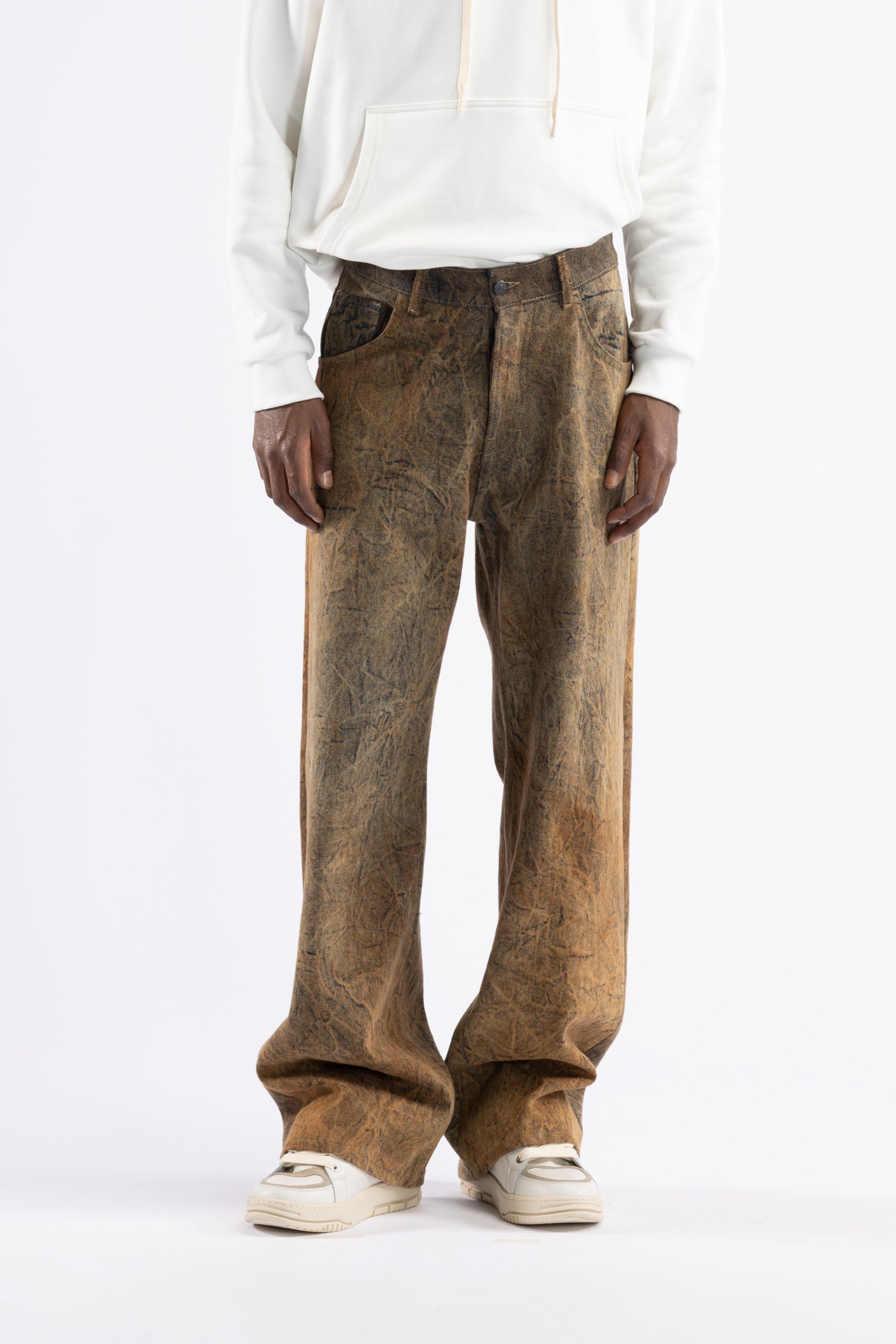 Jeans baggy in denim lavato effetto ruggine