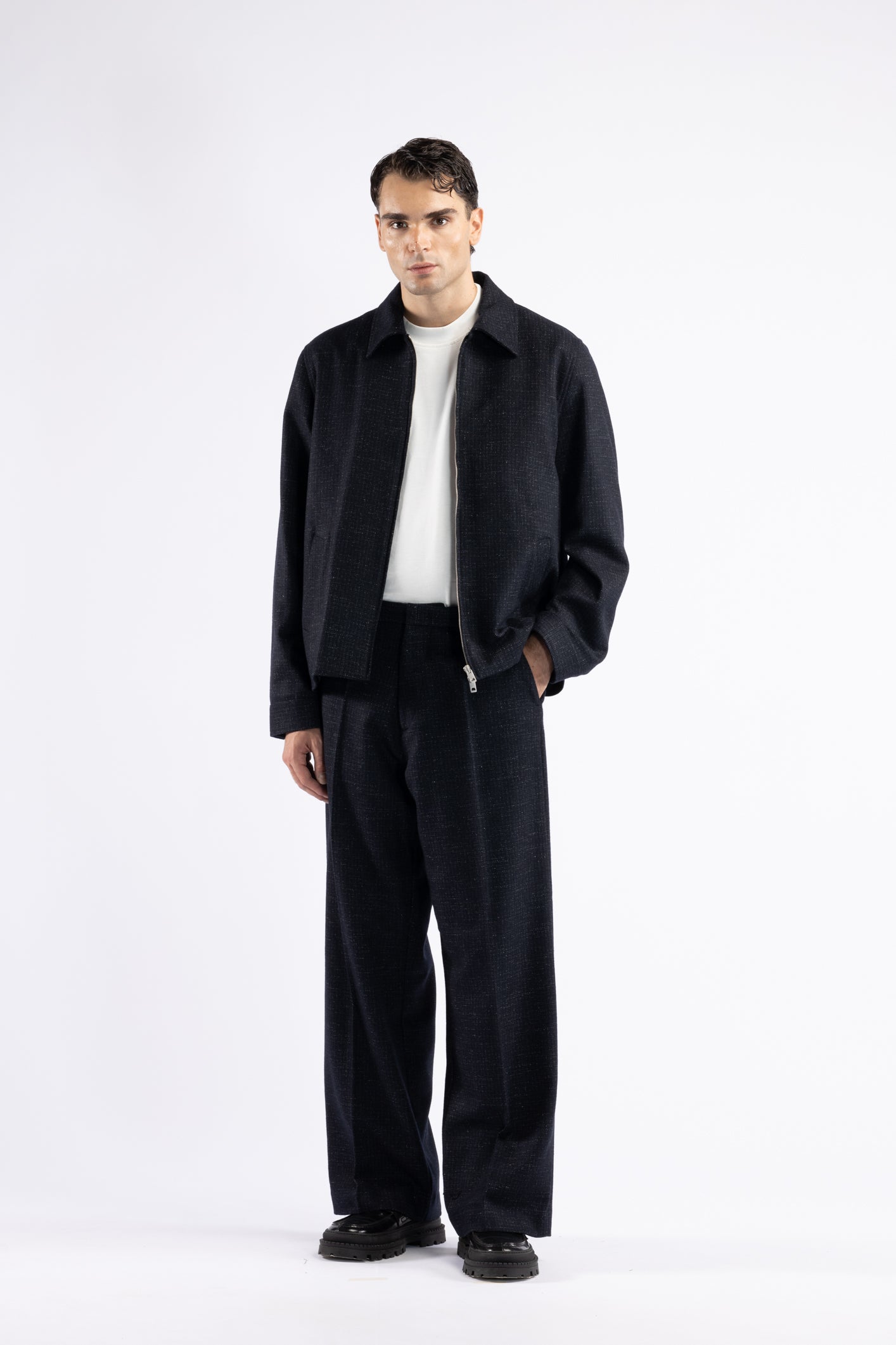 Pantalone fondo ampio microfantasia in lana