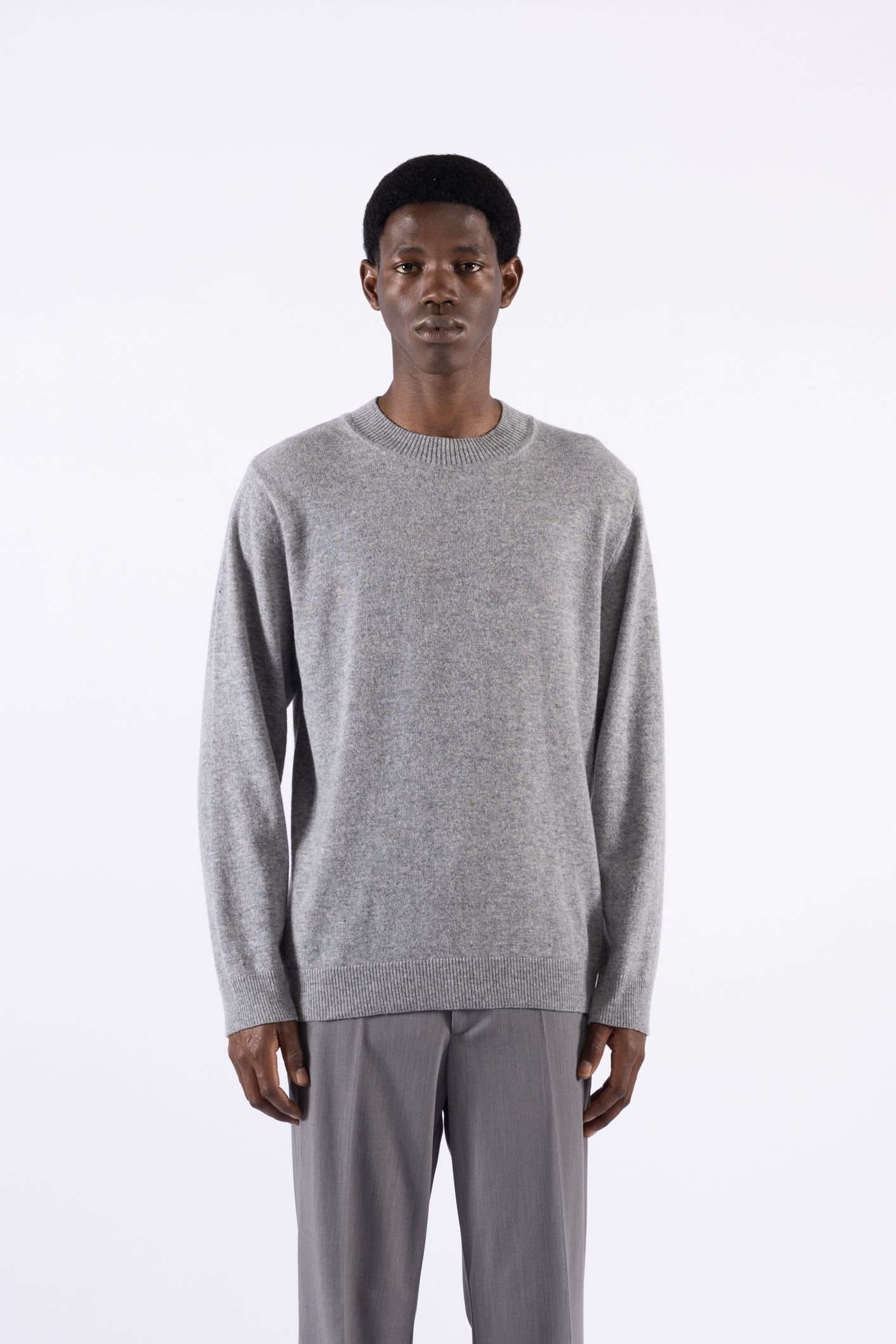 Maglia girocollo in lana - Grigio