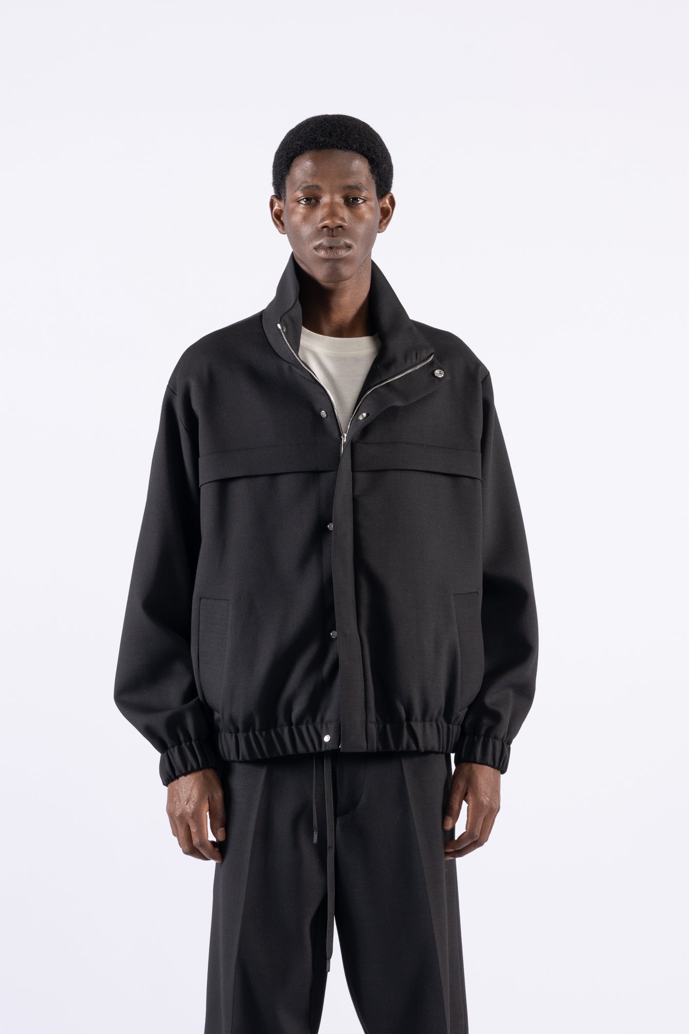 Giubbino collo alto con cerniera - Nero