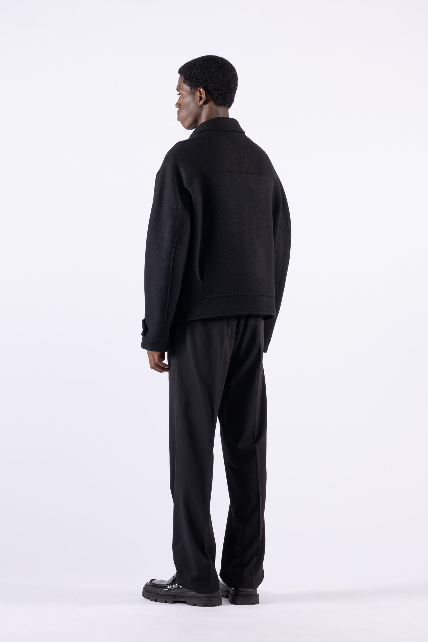 Giubbino in lana oversize con tasconi - Nero