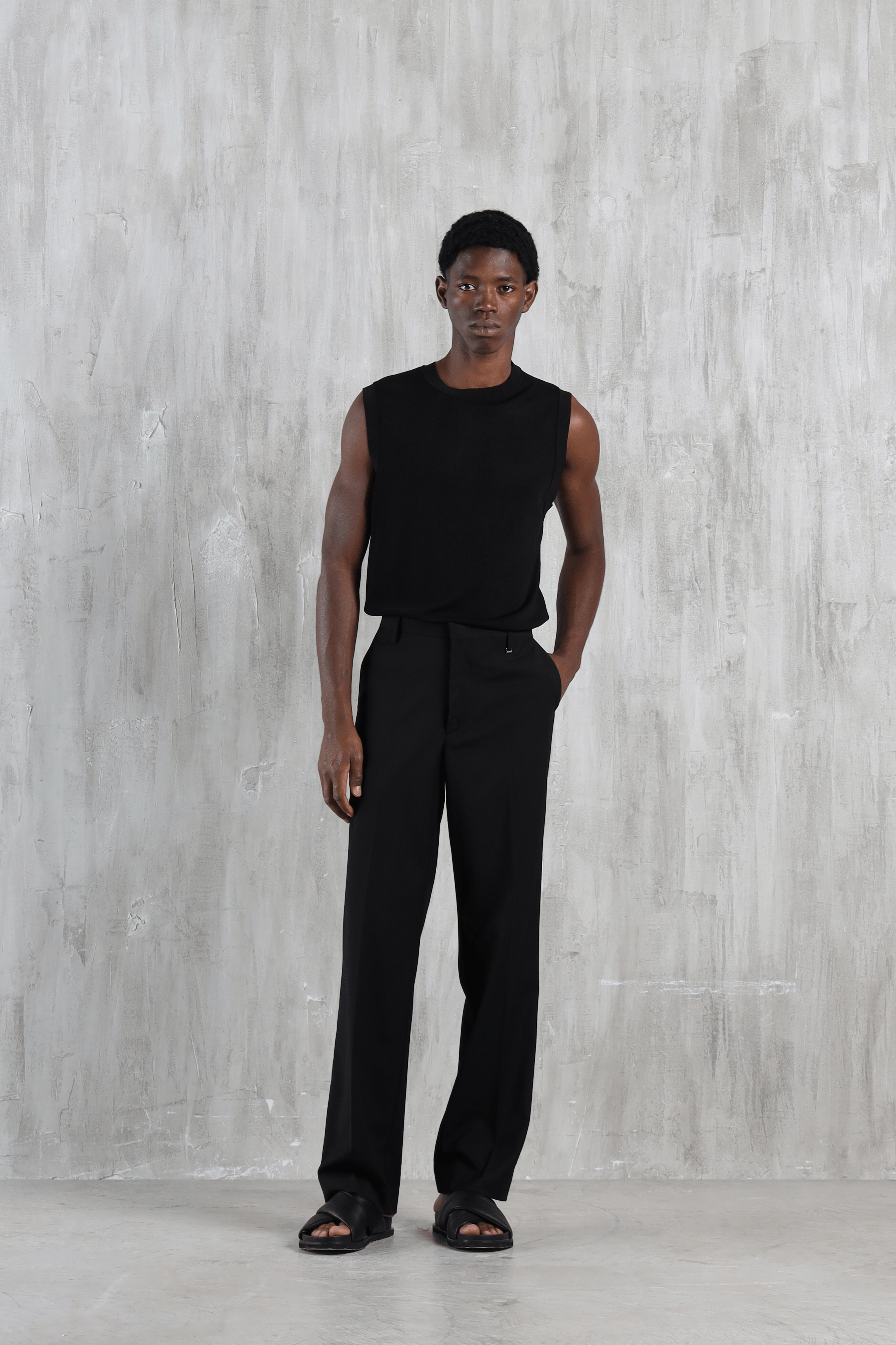 Maglia girocollo senza maniche - Nero