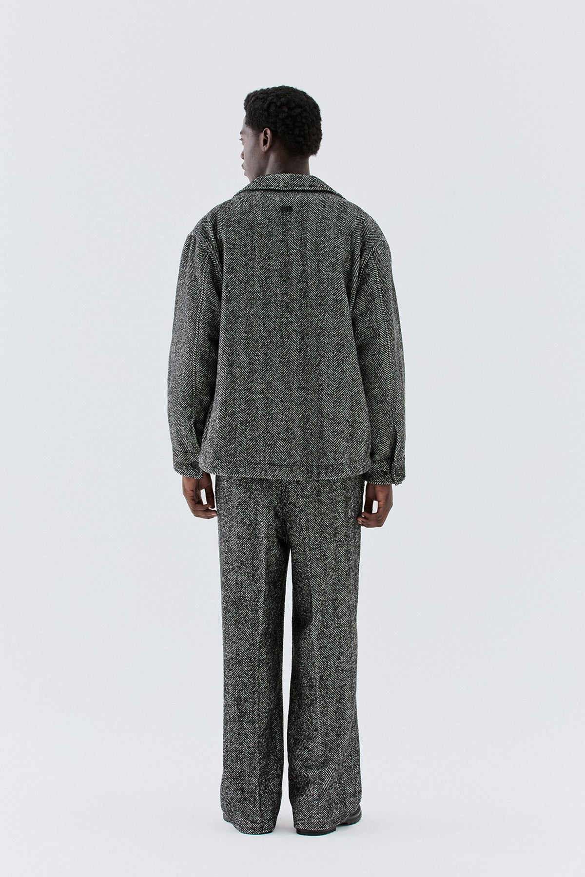 Cappotto corto spigato oversize