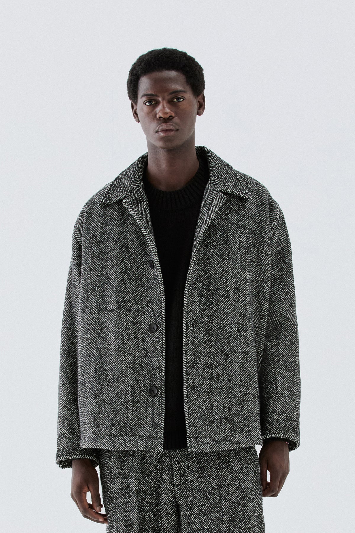 Cappotto corto spigato oversize