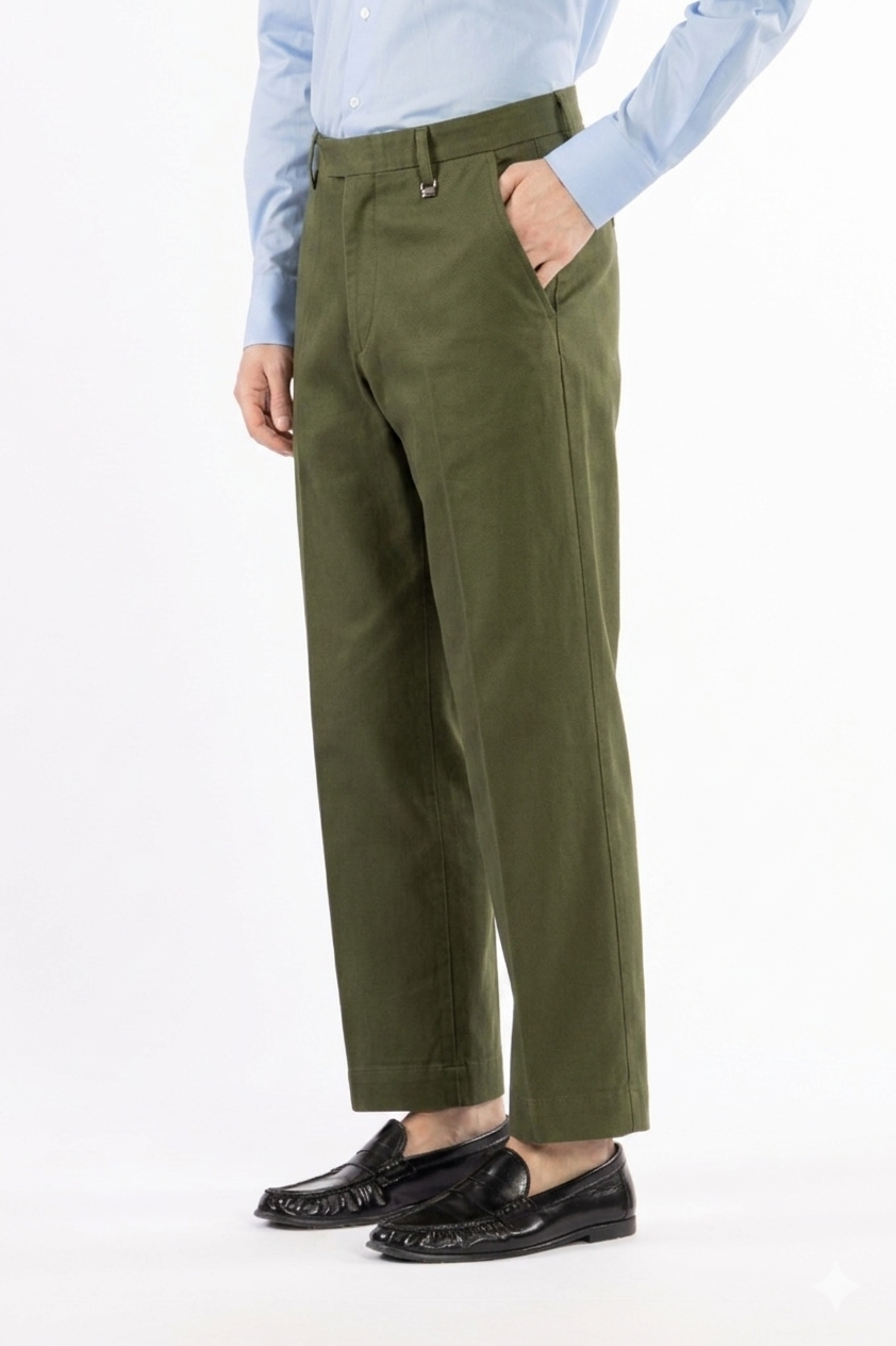 Pantalone in cotone pince al fondo - Verde