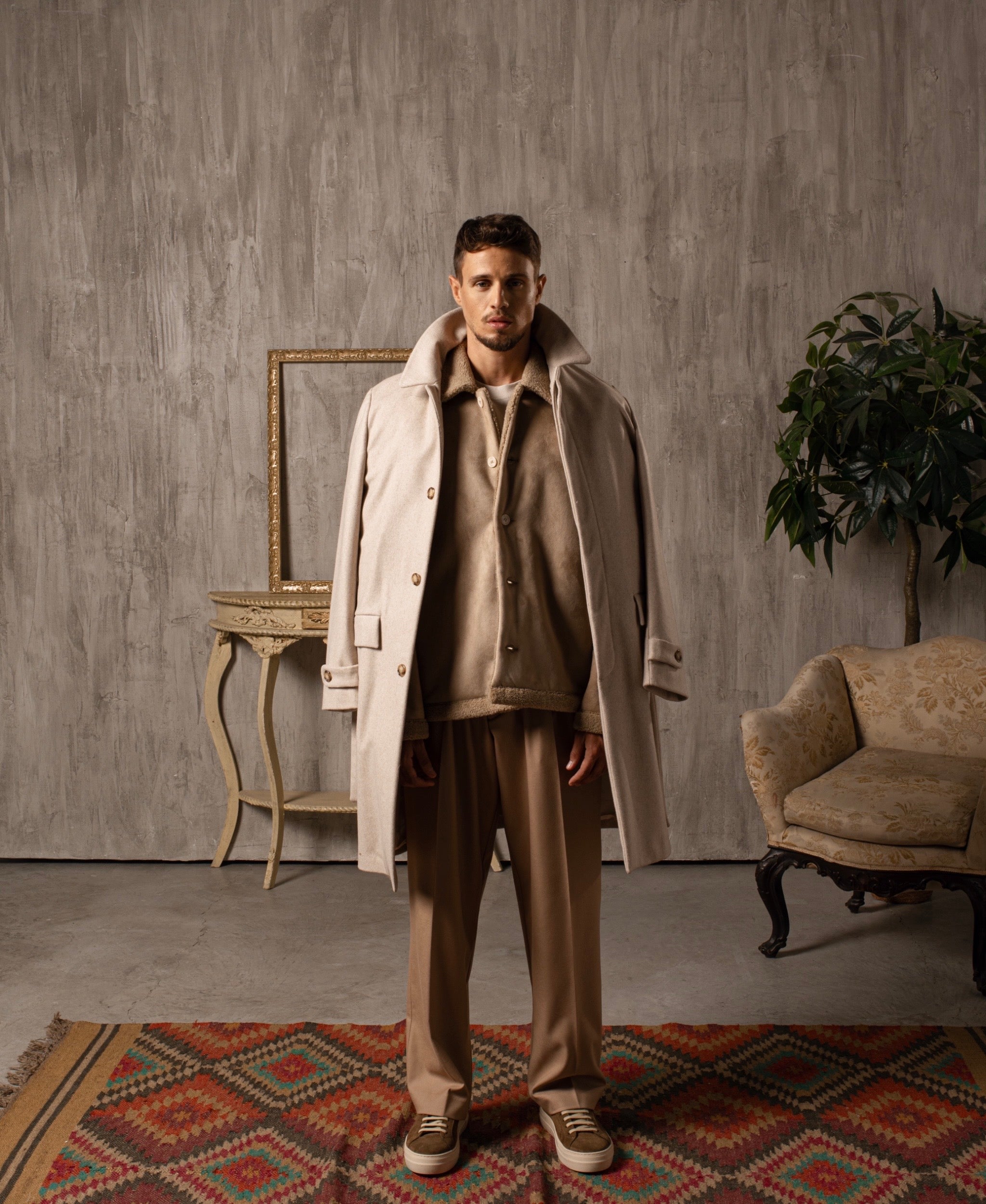 Single-Breasted Wool Blend Coat - Beige