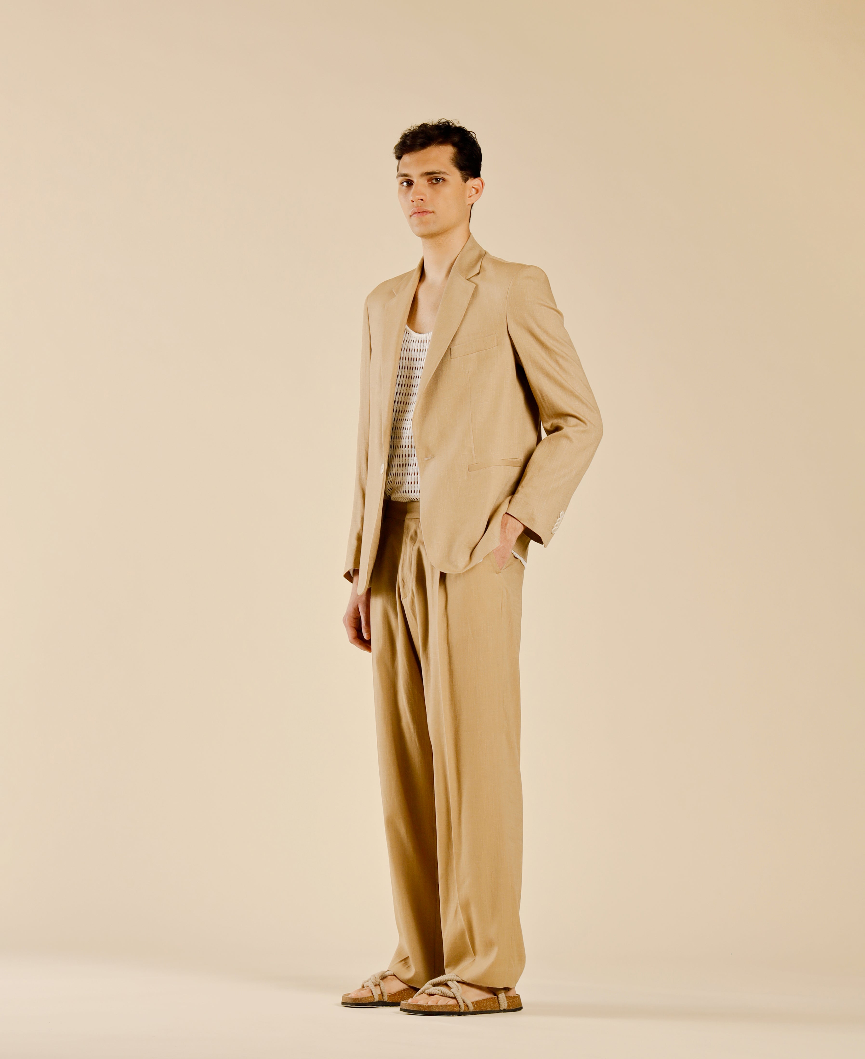 Single-Breasted Linen Blend Jacket - Beige