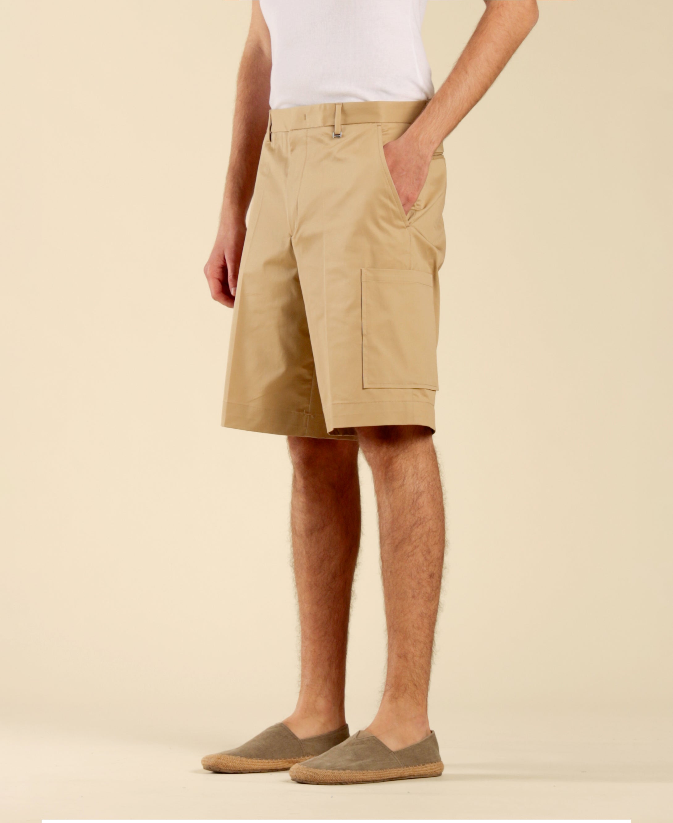 Cotton Bermuda Shorts with America Pocket - Beige