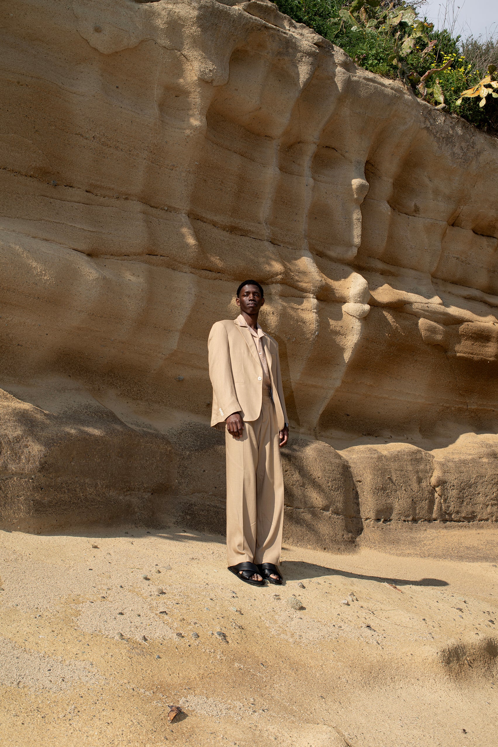 Single-Breasted Linen Blend Jacket - Beige