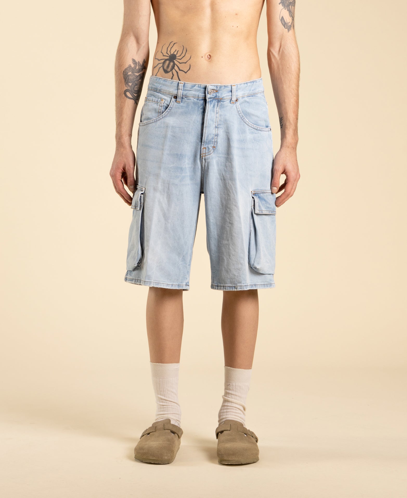 Light washed cargo Bermuda shorts