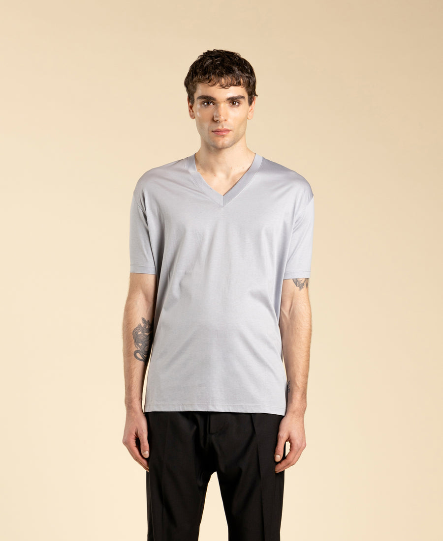 T-shirt in cotone modal mercerizzato scollo a punta - Polvere