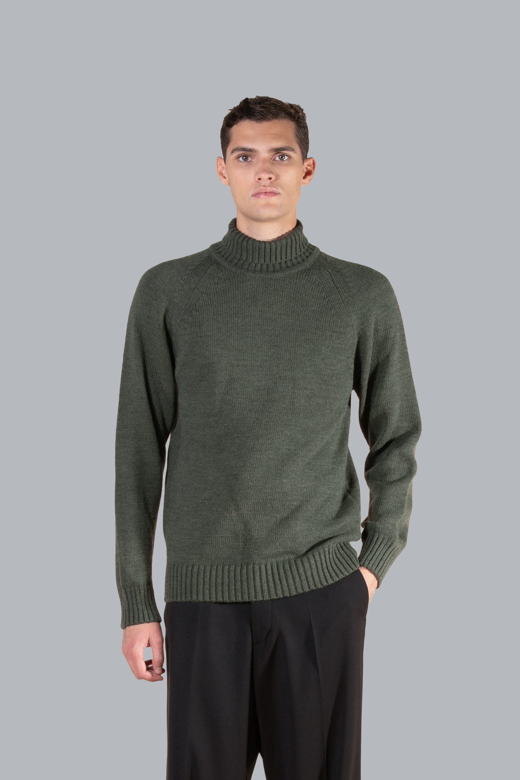 Dolcevita in misto lana - Verde militare