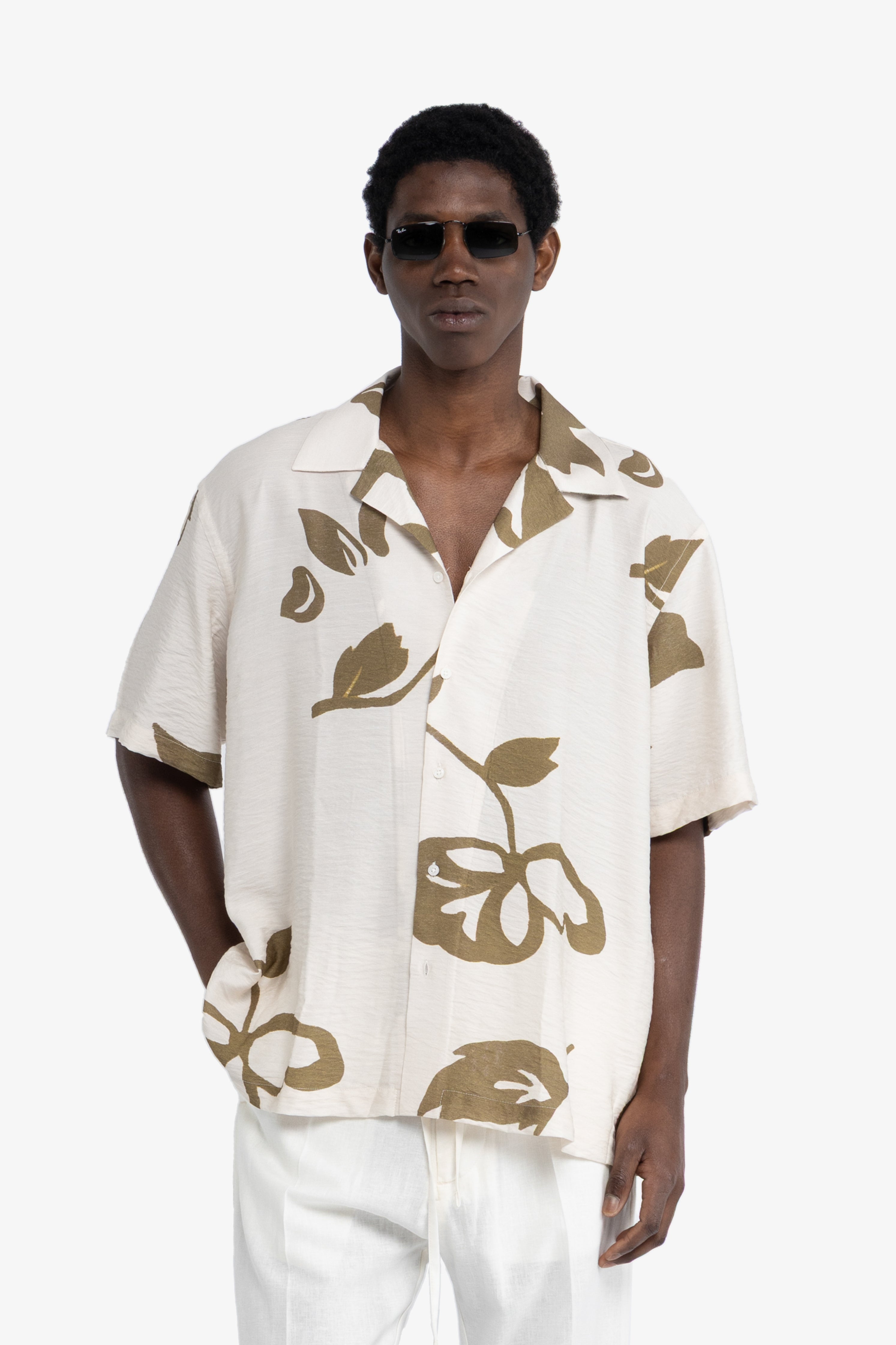 Camicia collo aperto con stampa