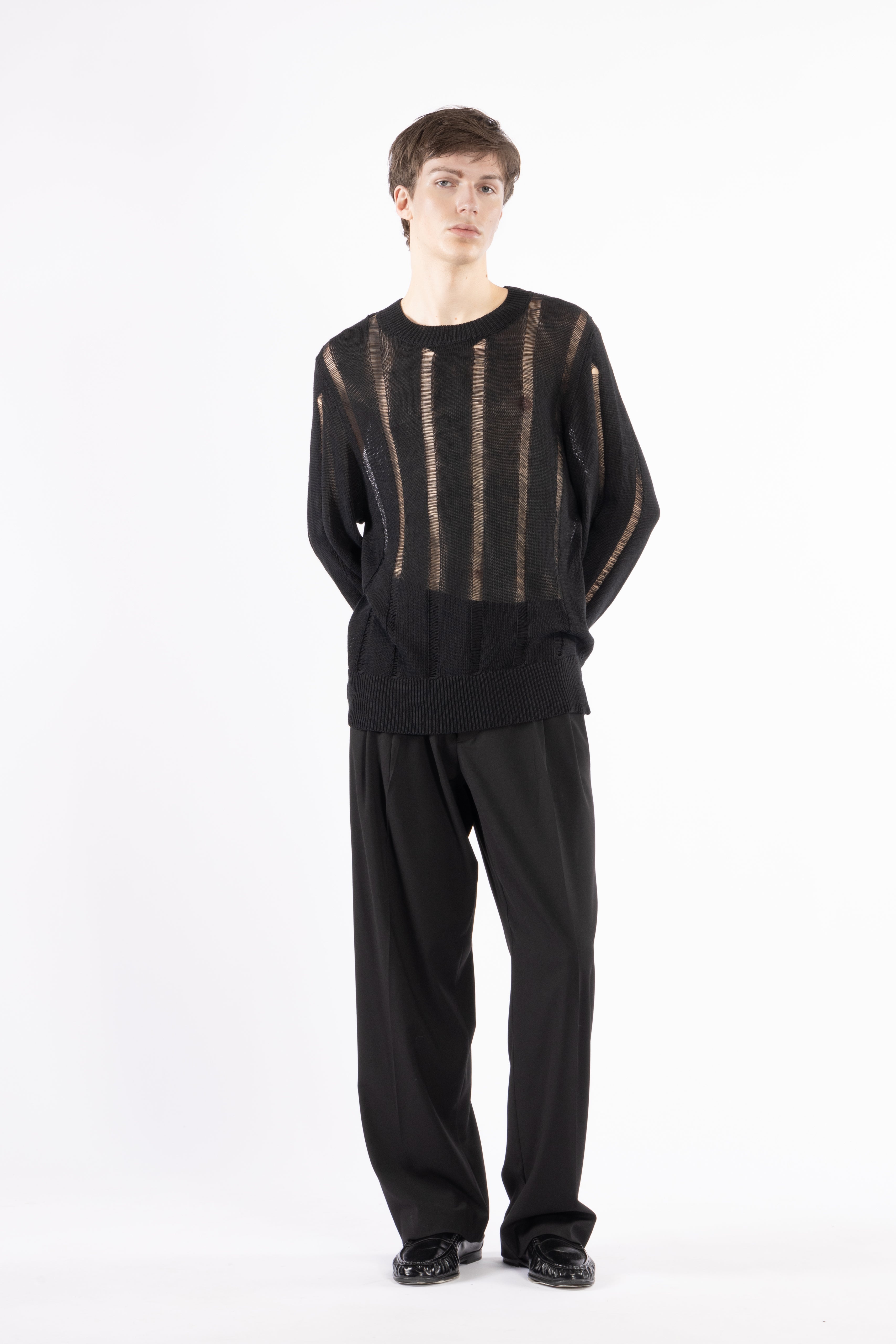 Girocollo in maglia a righe traforata - Nero