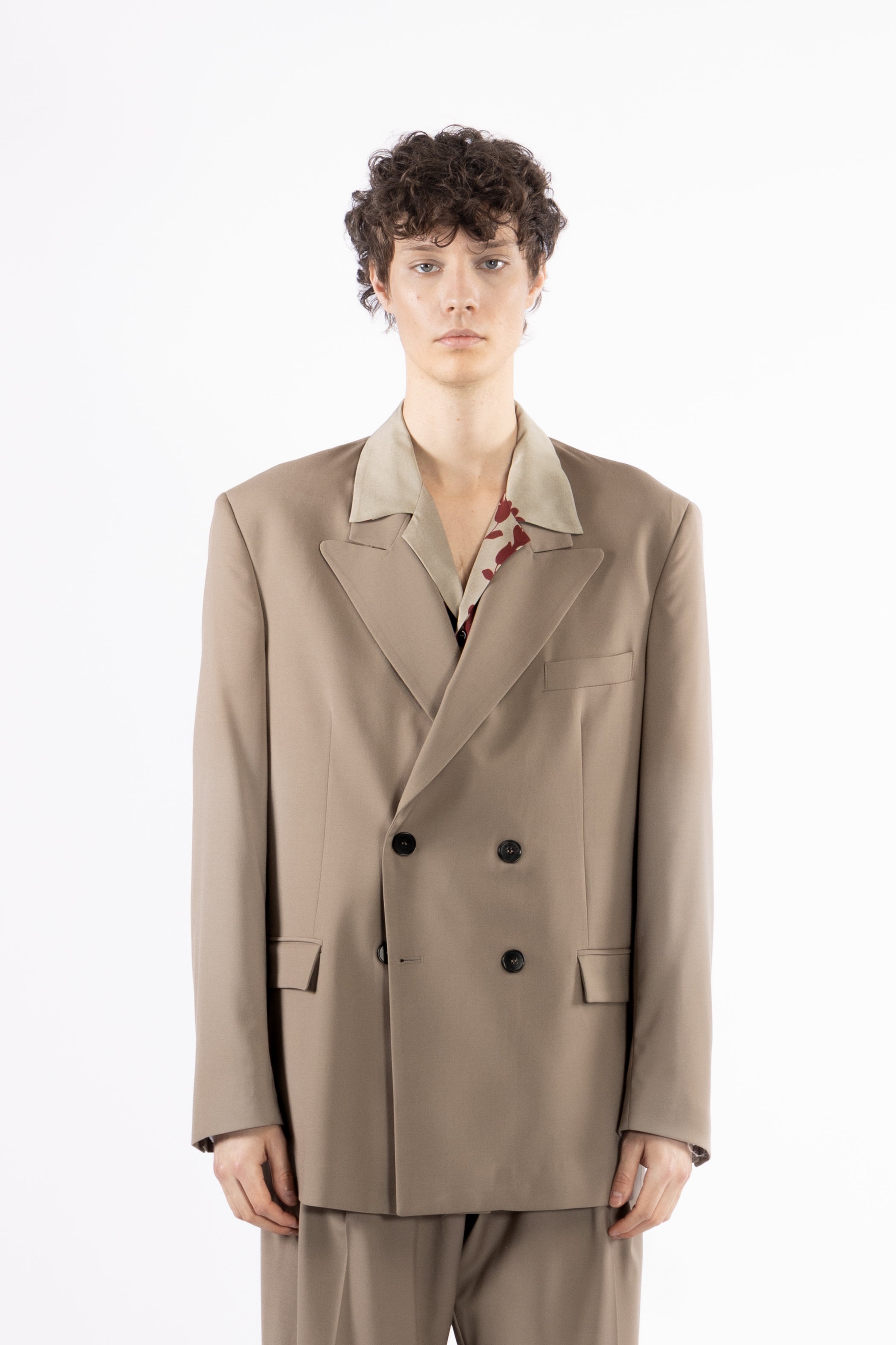Camicia fluida collo aperto con stampa