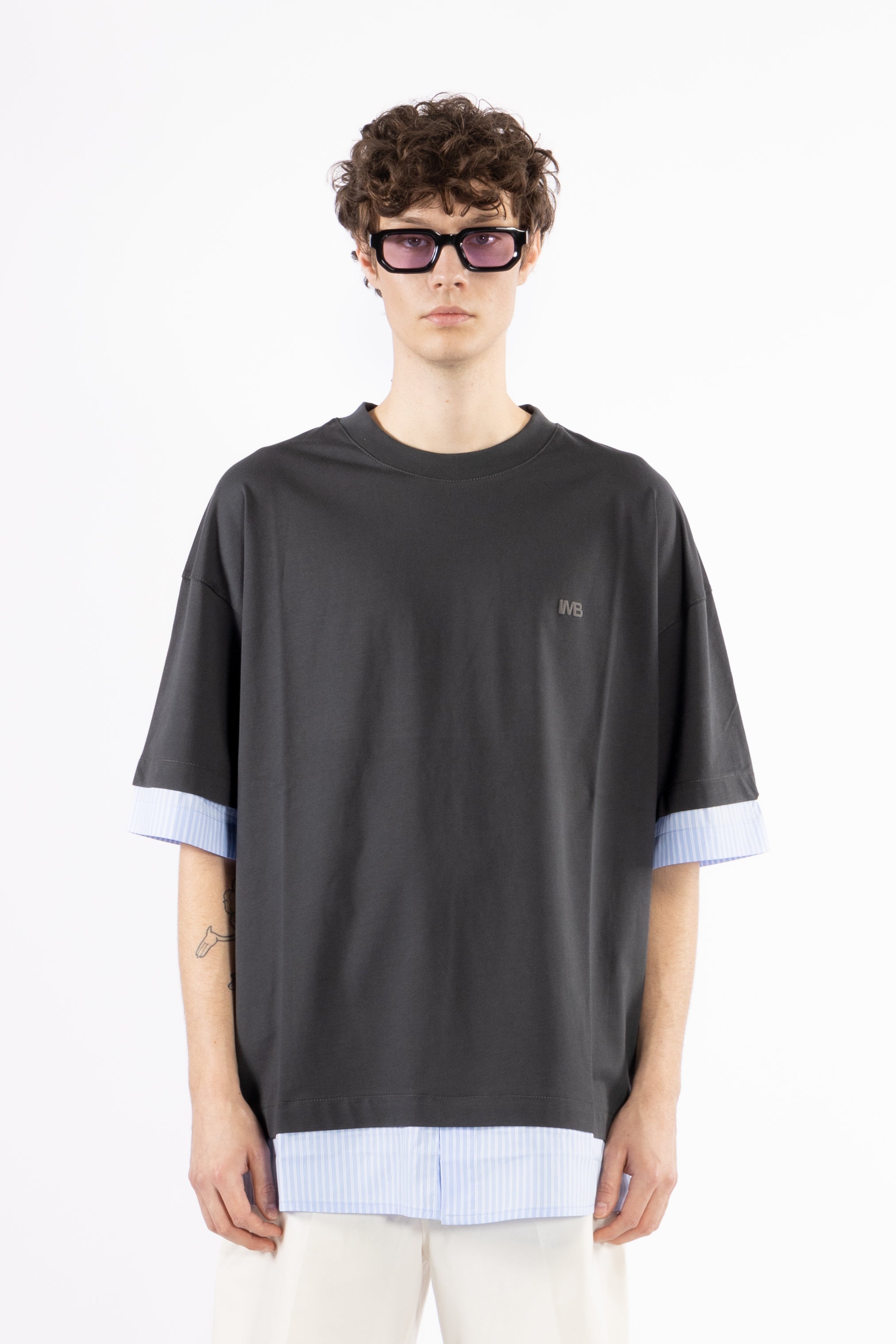 T-shirt in cotone a contrasto - Grigio