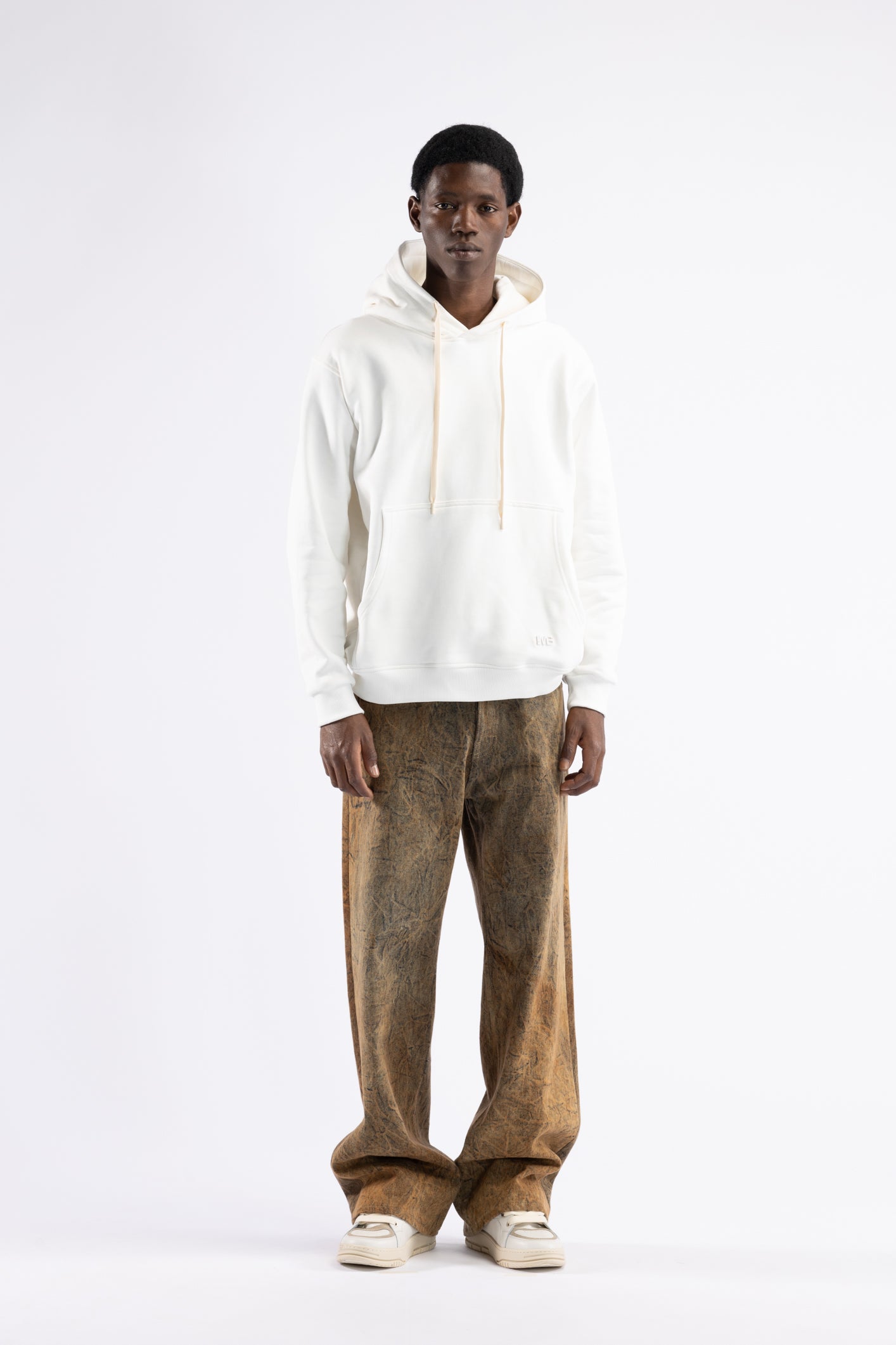 Jeans baggy in denim lavato effetto ruggine