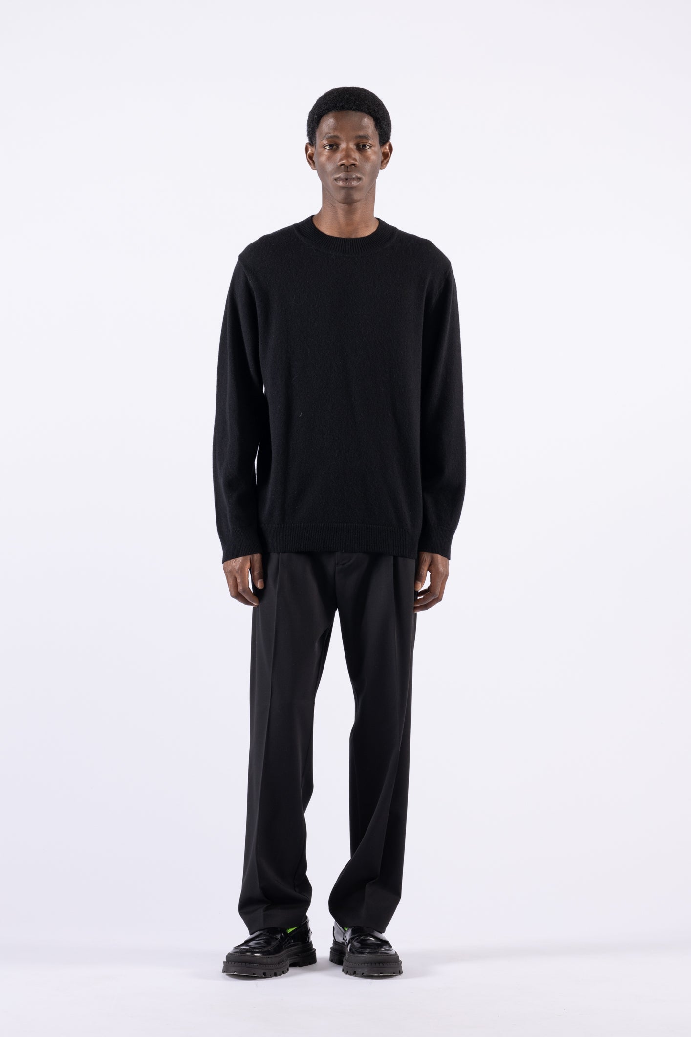 Crewneck wool sweater - Black