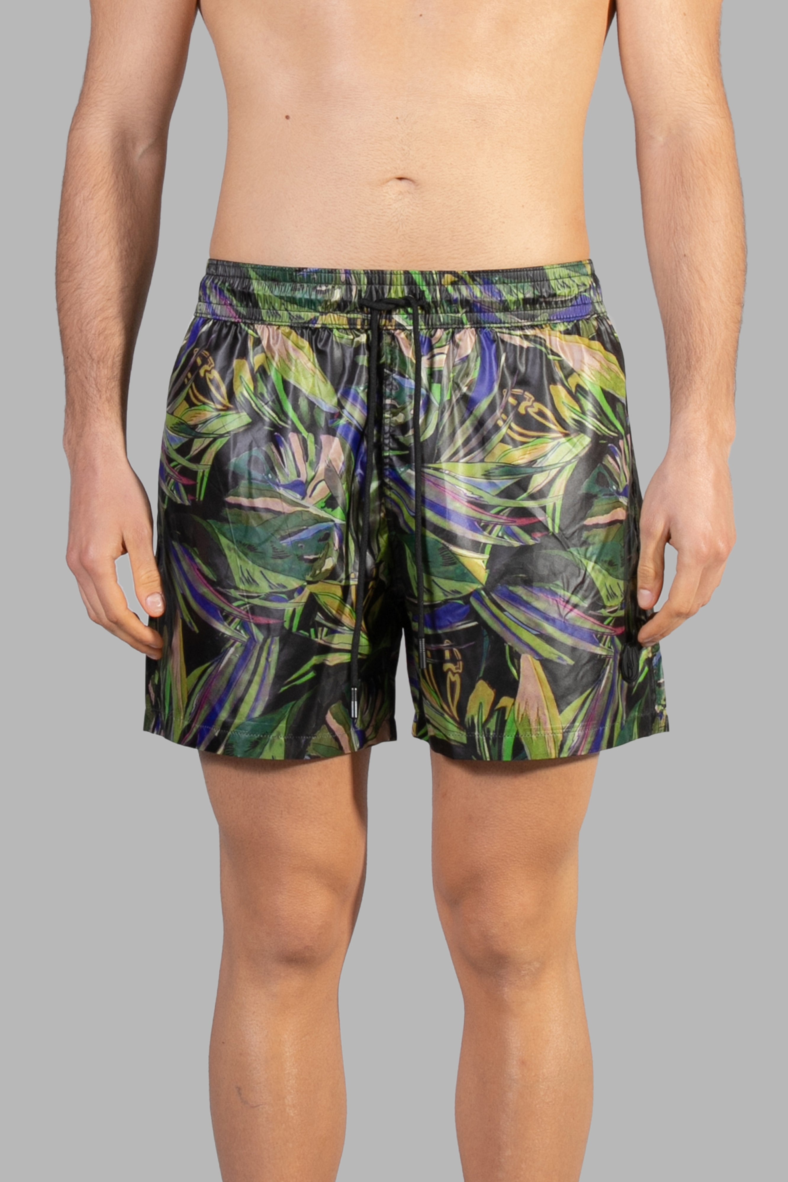 Costume with palm tree print