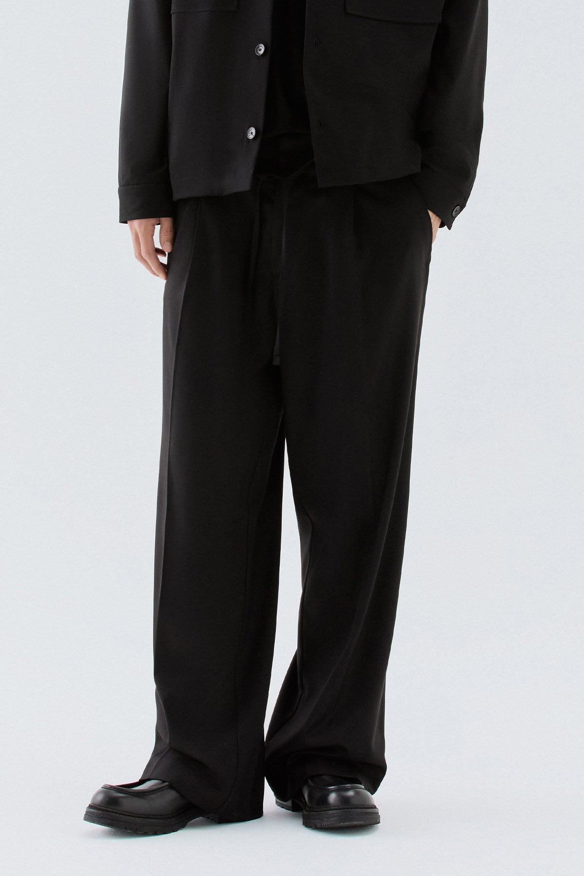 Pantaloni larghi con coulisse - Nero