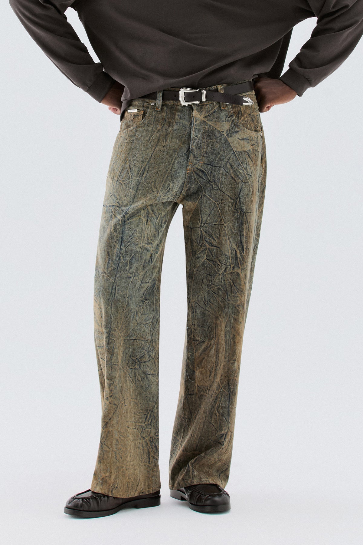 Jeans baggy effetto slavato