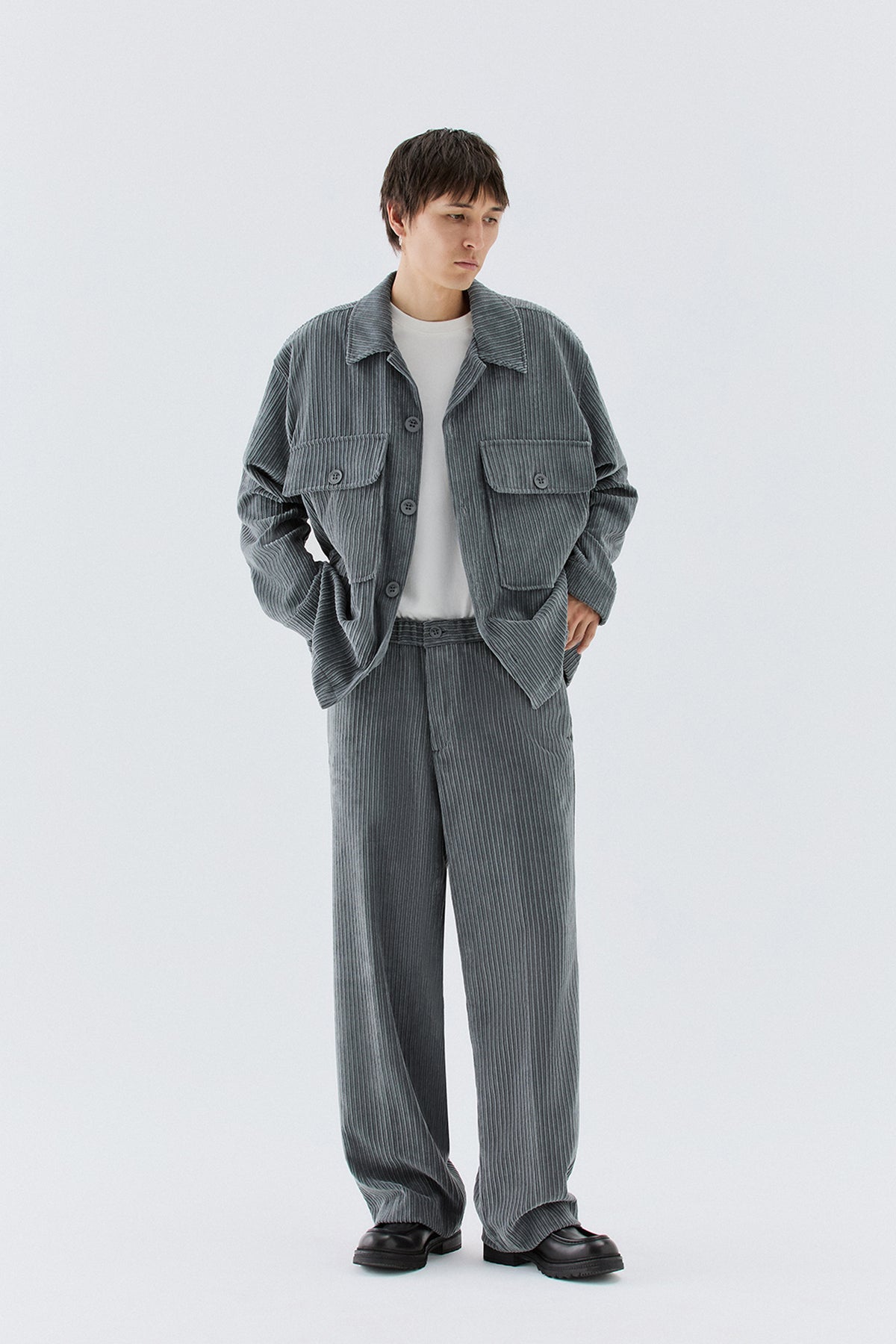 Pantaloni effetto velluto a coste - Grigio