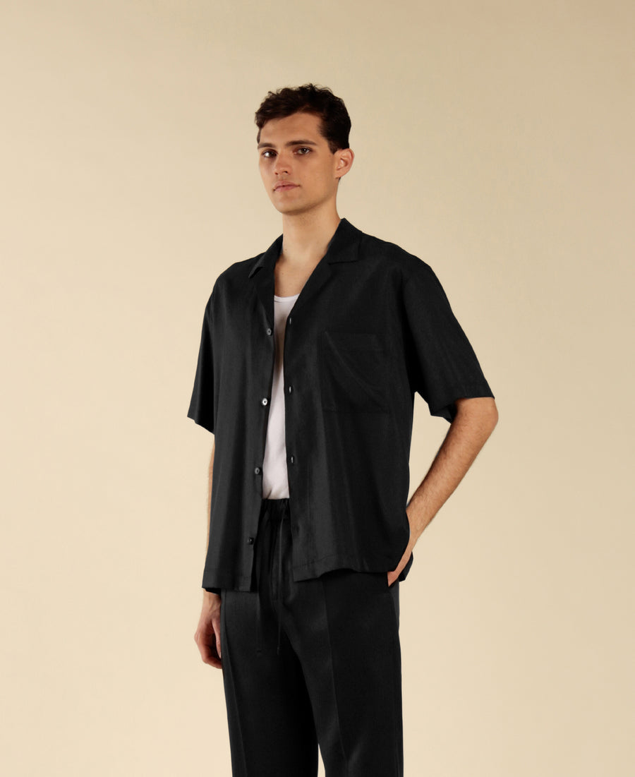 Camicia boxy con taschino - Nero