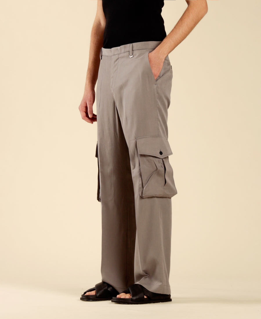 Pantalone cargo fondo ampio