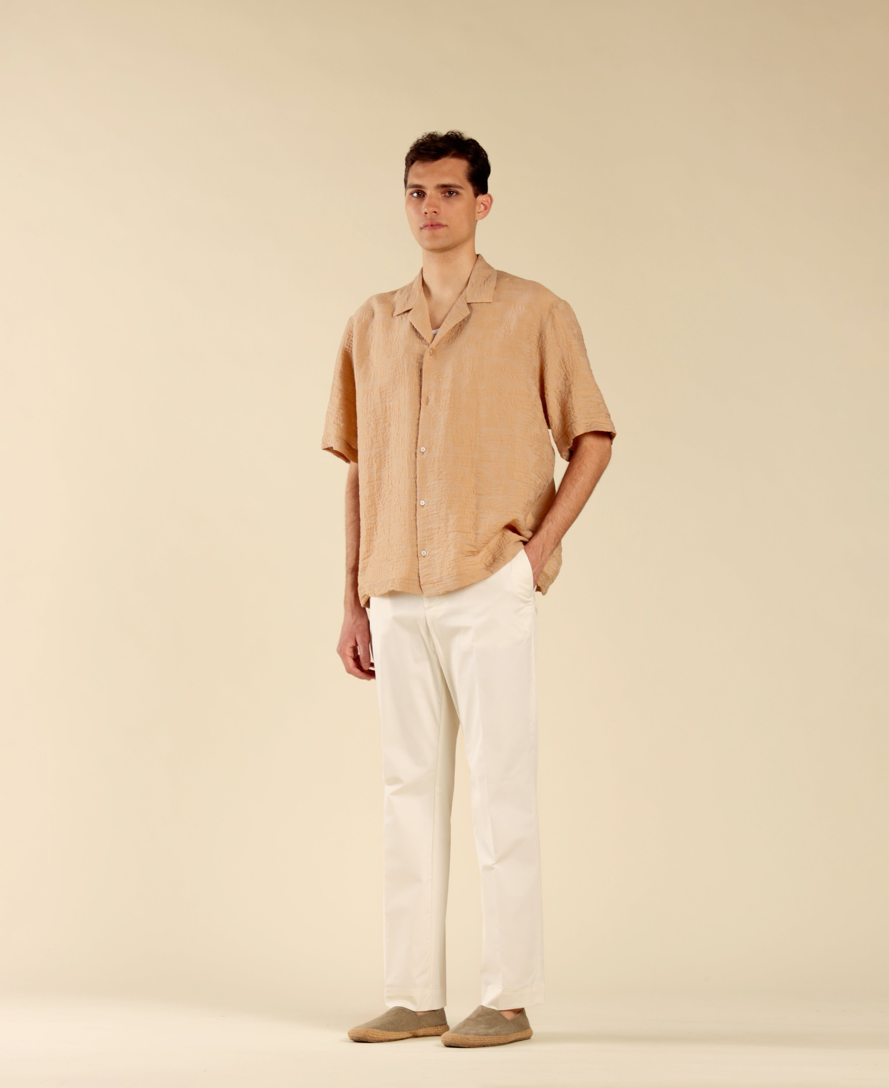 Jacquard Bowling Collar Shirt - Beige