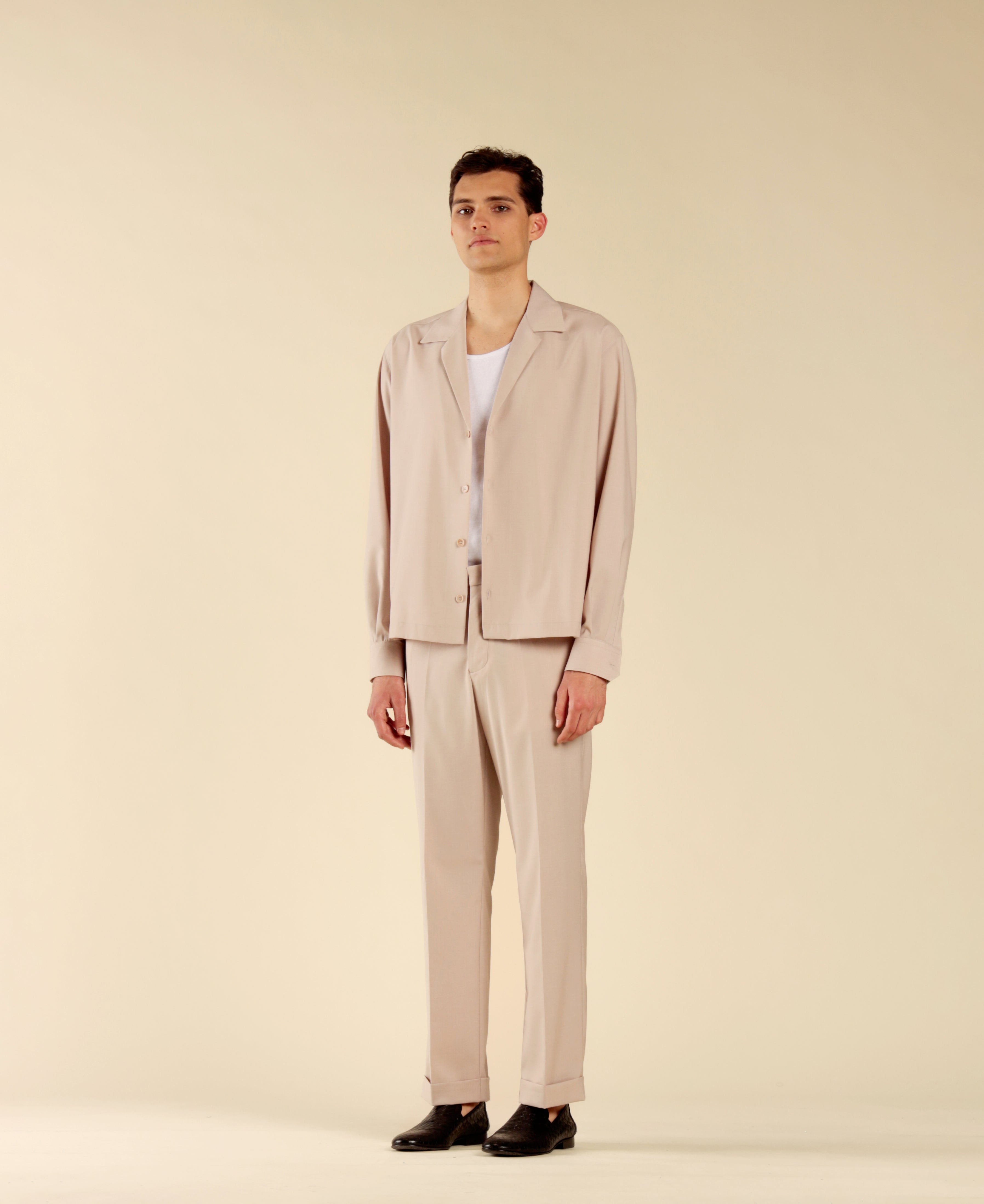Trousers with American pockets and turn-ups at the bottom - Powder