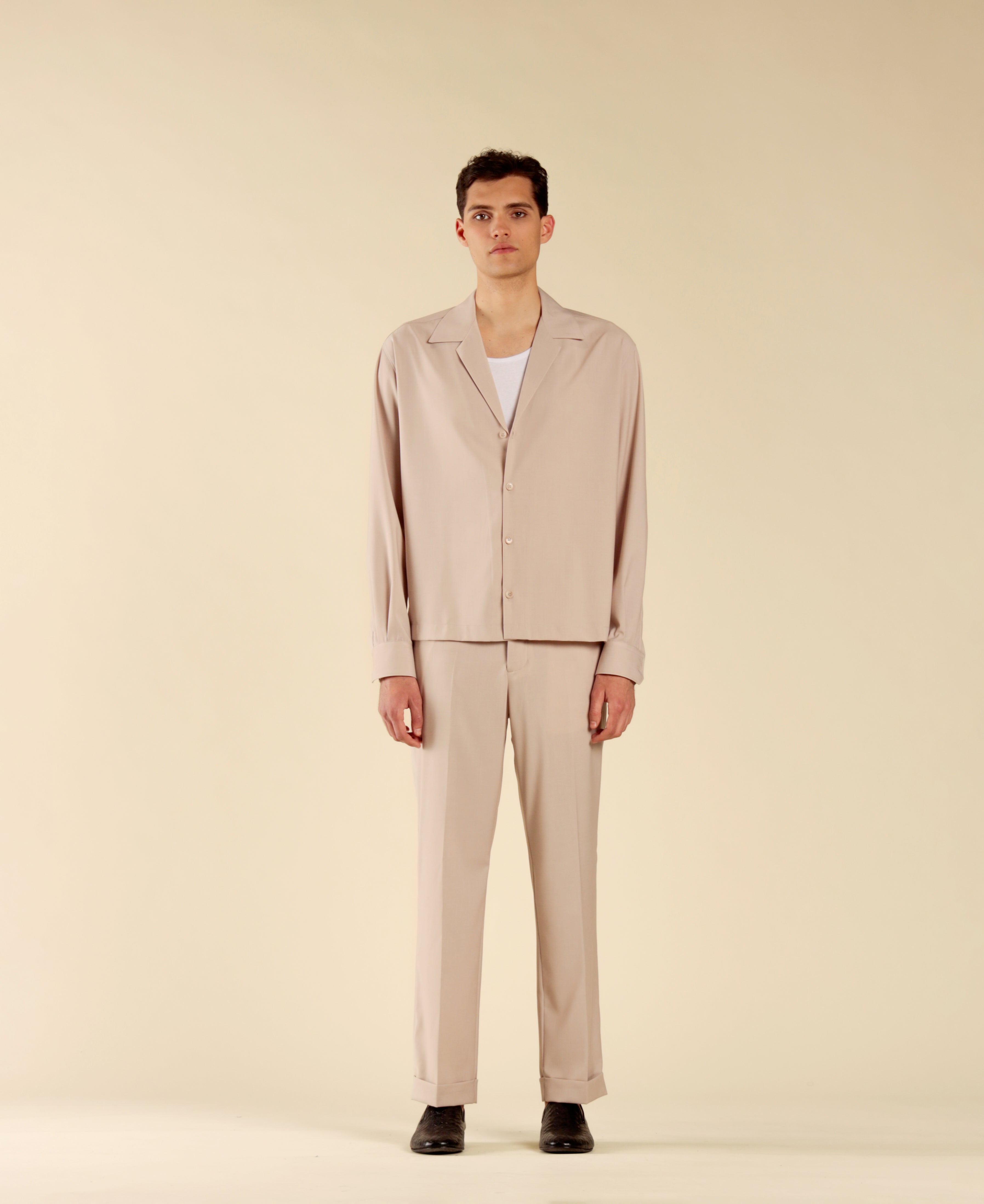 Trousers with American pockets and turn-ups at the bottom - Powder